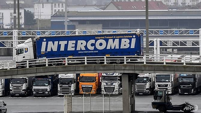 keep calm and carry on northern france ready for brexit