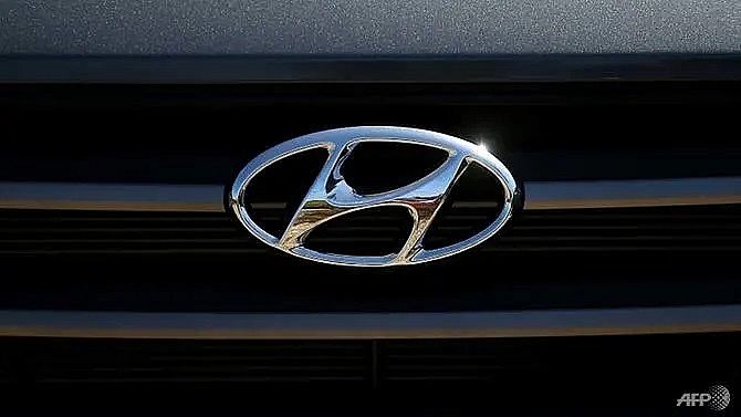 hyundai suspends production line over china outbreak