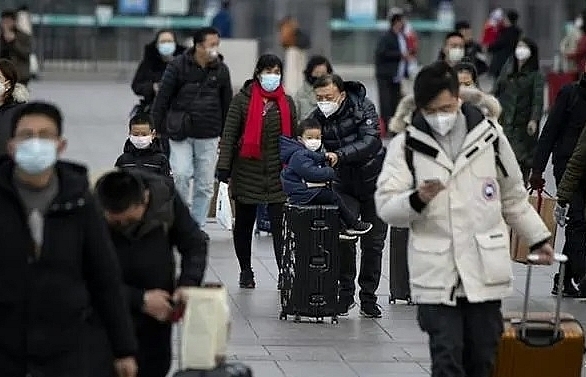 Novel coronavirus: Travel bans upend Chinese lives
