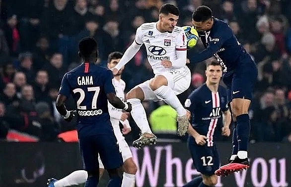 PSG aided by own goal in win over Lyon