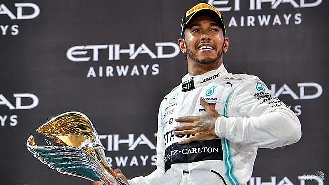 world champion hamilton says he feels he is on another level