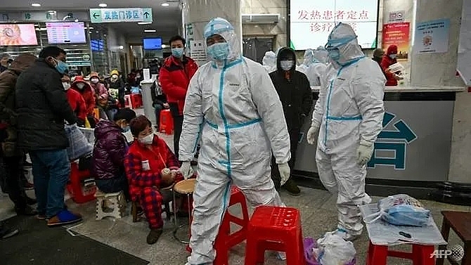 chinas hubei province reports 116 new coronavirus deaths 4823 new cases