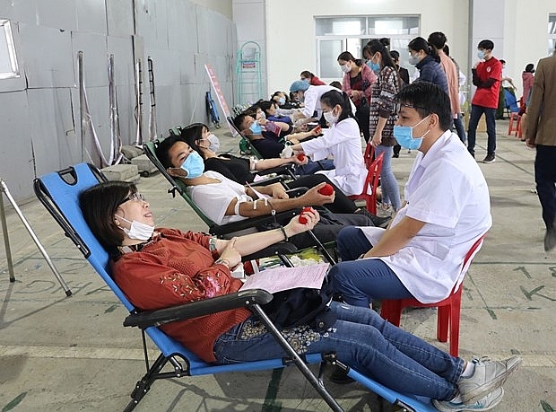 ninh binh launches blood donation drive to support covid 19 combat