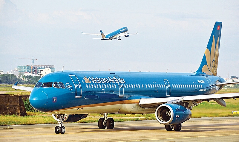 airlines scramble to mitigate losses