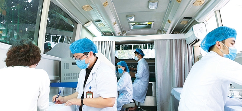 1532 p16 pioneering mobile check up services in quang khoi