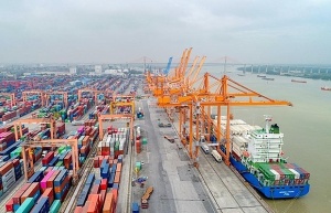 Long-term plan encourages foreign investment in seaport development