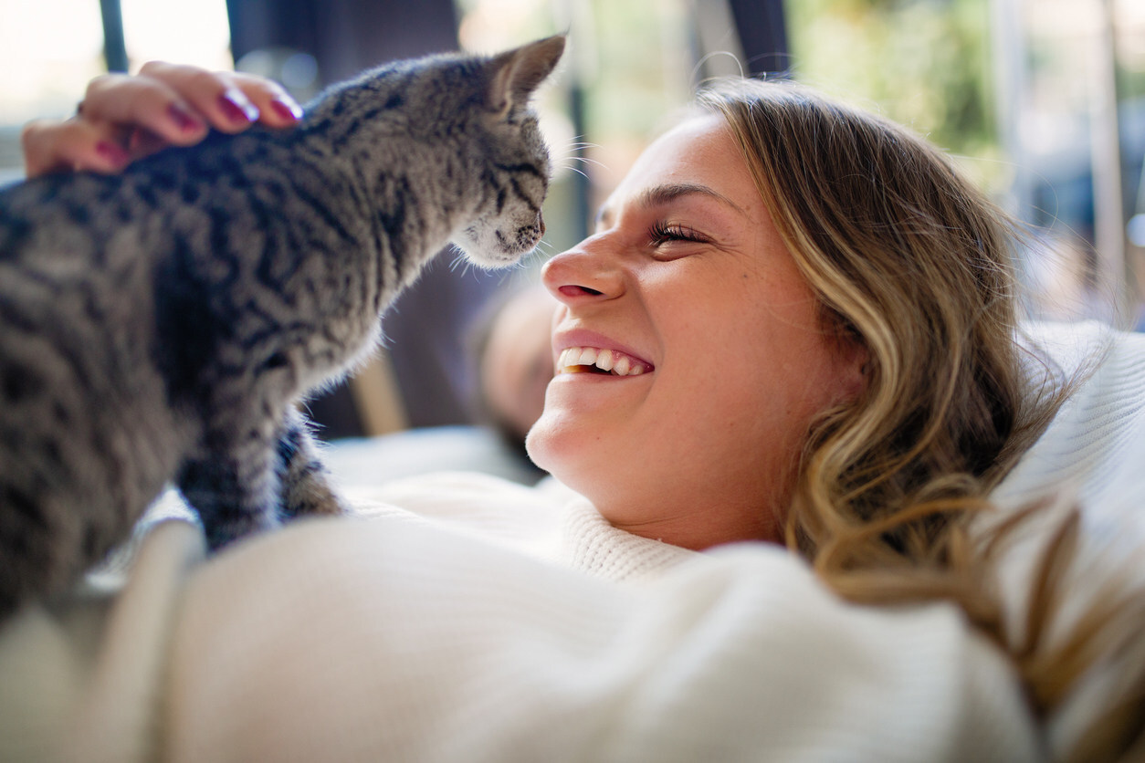 Pet owner and their cat bonding: Mars launches landmark global study into the human-animal bond