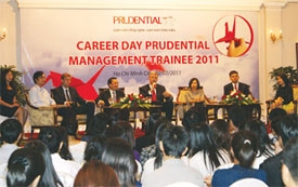 prudential launches management trainee programme