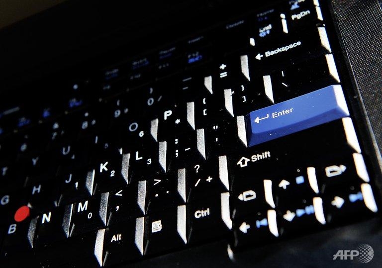 Cyber attacks slowing Internet