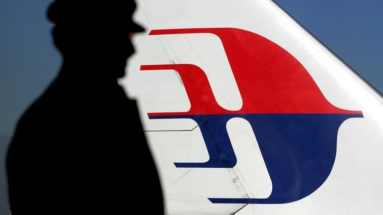 batteries on mh370 deemed non dangerous goods malaysia airlines