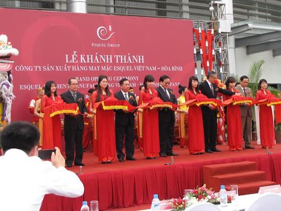 foreign garment firms focusing investment on supply chains