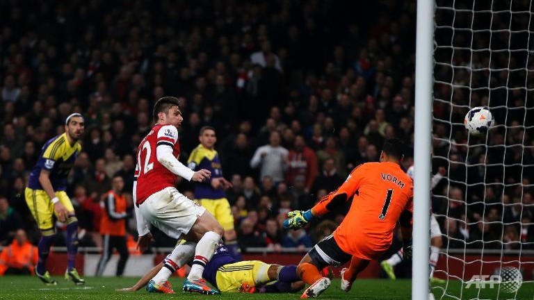 flamini own goal adds to arsenal woes