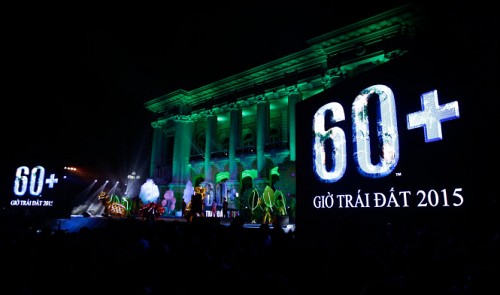 Hanoi switches off electricity in early observance of Earth Hour 2015