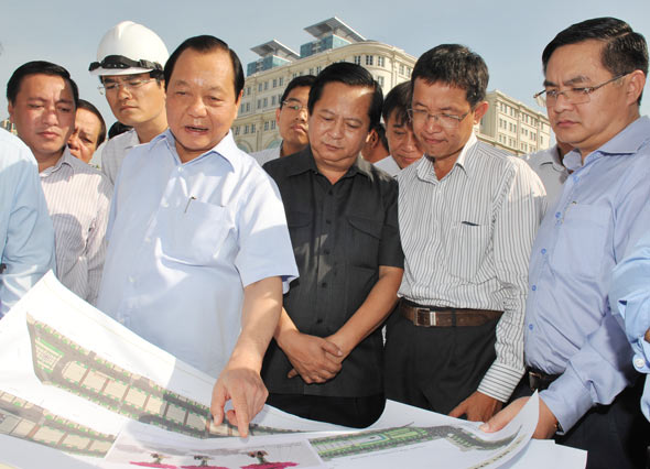 hcmc leaders inspect key infrastructure projects