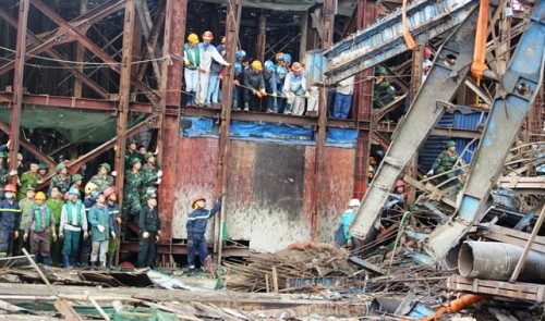 samsung ct employees banned from exiting vietnam in wake of scaffold collapse