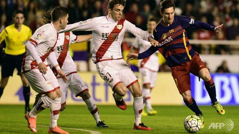 messis hat trick steers barca to unbeaten 35 game record