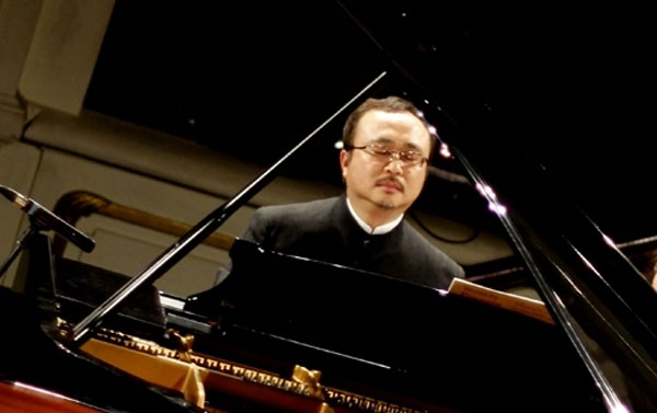pianist dang thai son to perform love concerto in hanoi