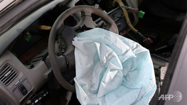 lawsuit in us says automakers knew of takata flaws