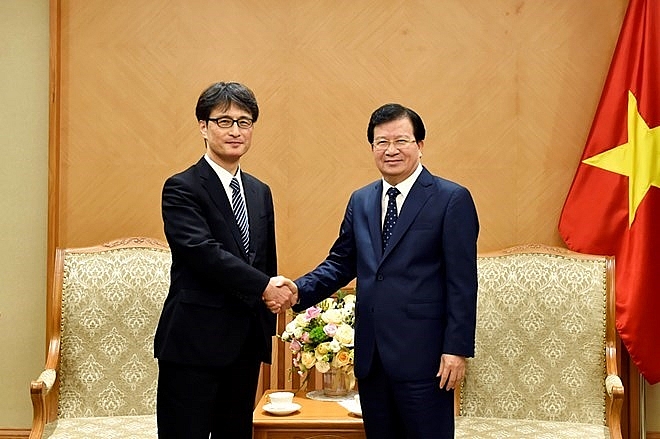 vietnam provides favourable conditions for japanese businesses deputy pm