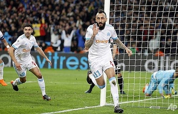 Depay grabs Lyon dramatic win over top-three rivals Marseille