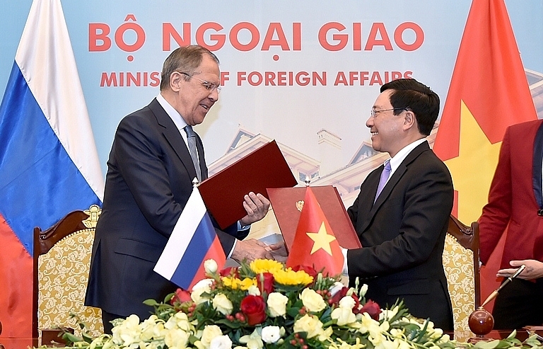 Vietnam, Russia agree on solid foundation of bilateral ties