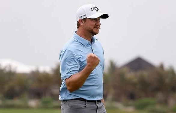 Garnett wins first US PGA title at Dominican event