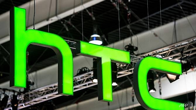 taiwans htc to get google boost as it posts biggest loss