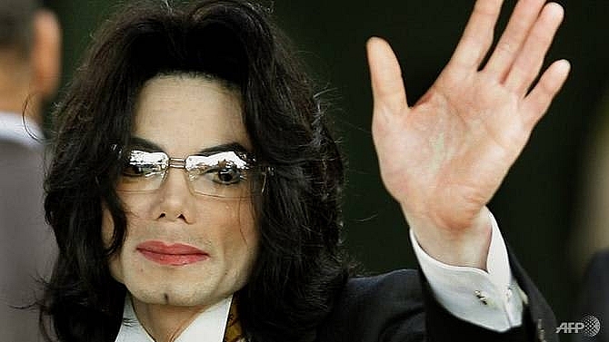 michael jacksons defamed bequest has superfans up in arms