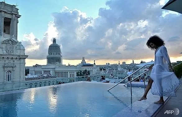 Cuba taps into high-end luxury tourist market