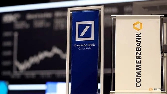 deutsche commerzbank tentatively talk about merger after months of speculation source