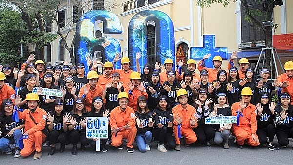 earth hour campaign kicks off in hanoi