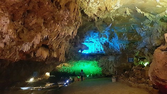 discovering hidden thien ha cave in trang an landscape complex