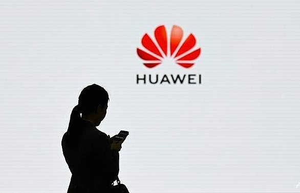 EU presents plan for safe 5G amid Huawei suspicions