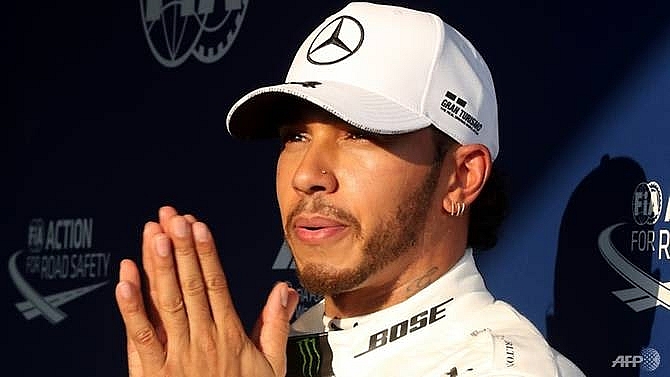 hamilton warns mercedes of ferrari recovery in bahrain