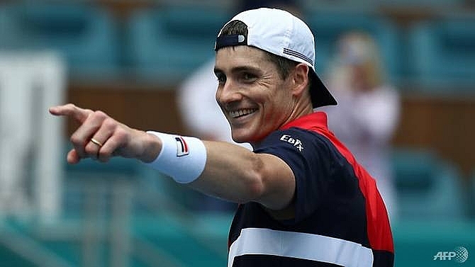 isner ousts auger aliassime to reach atp miami open final