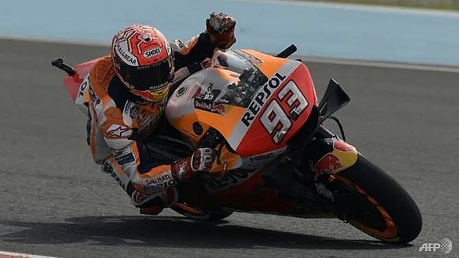 marquez storms to 53rd career pole in argentina worries over rain