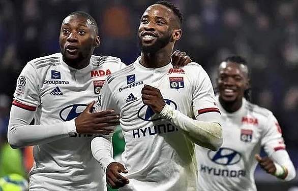 Lyon take derby honours to boost European hopes