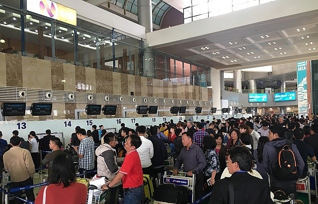 Major airports halt PASSENGER flights from S. Korea amid COVID-19 outbreak