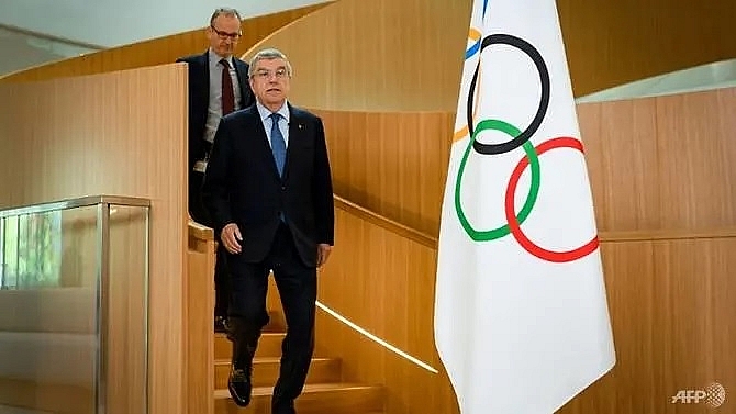 cancellation or postponement of olympics over coronavirus not mentioned at ioc meet bach