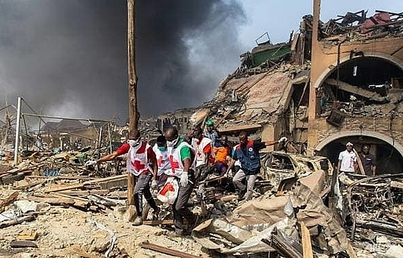 Nigeria gas explosion kills at least 15