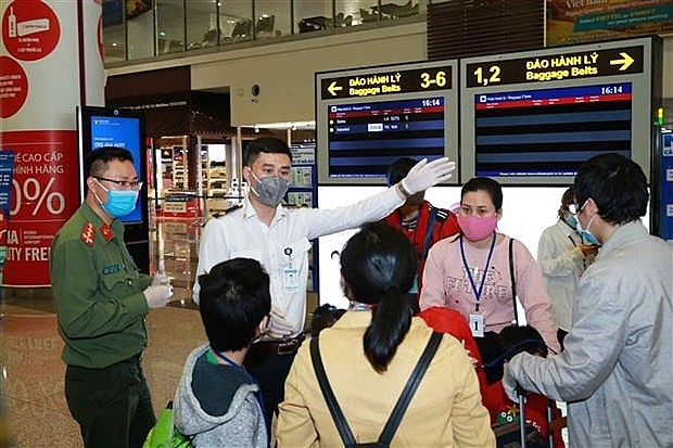 vietnamese airlines suspend many international routes