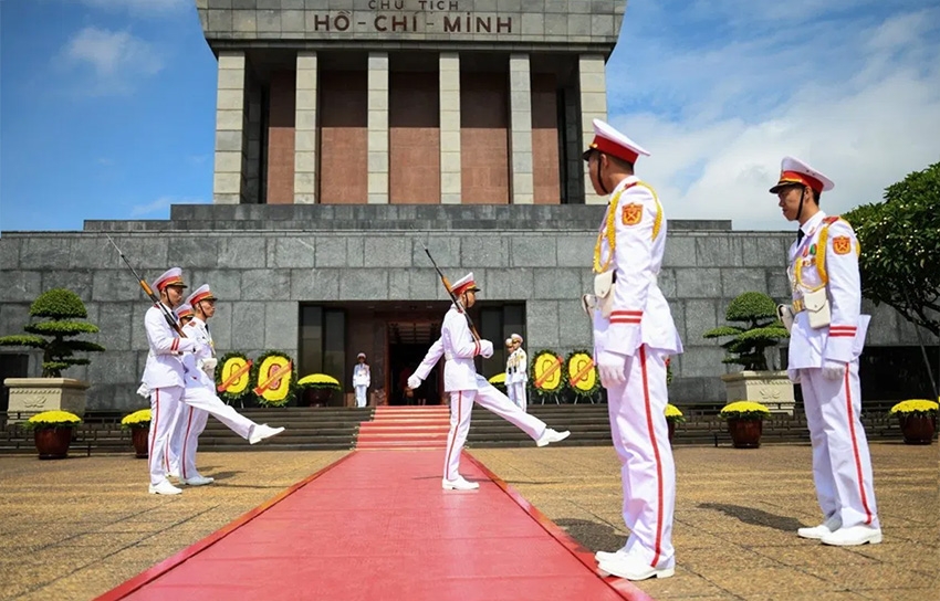 visits to ho chi minh mausoleum suspended over covid 19 concerns