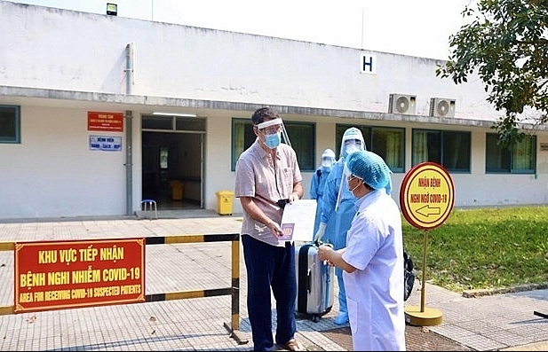 Covid 19 Patient No 33 Discharged From Hospital In Thua Thien Hue