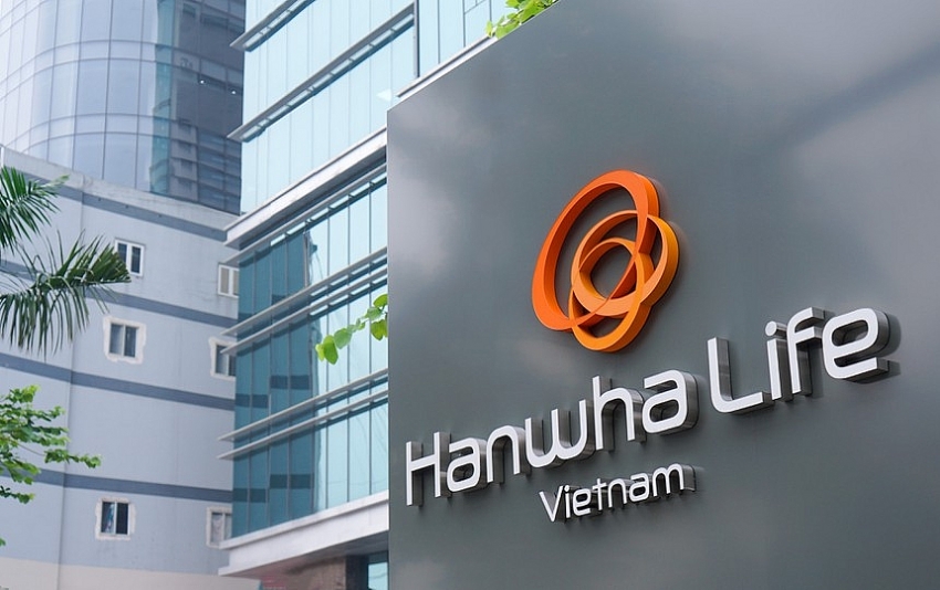 hanwha life vietnam inks co operation deal with pharmacity