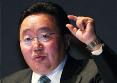 Foreign firms aim to win big on Mongolia coal mine