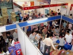 vietnams retail market attracts thai businesses