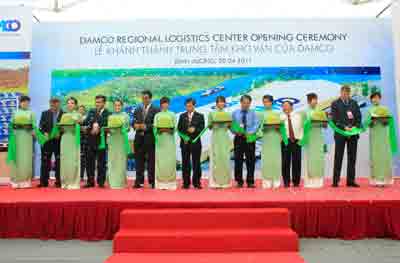 damco opens new logistic center in binh duong