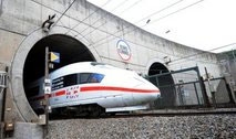 deutsche bahn buys siemens trains worth 6 bn euros