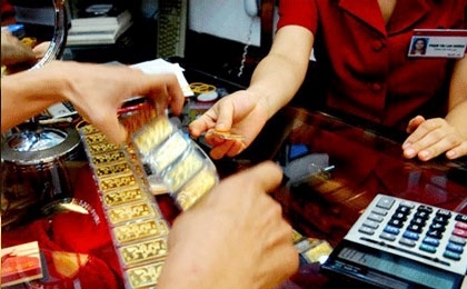 banks to stop gold loans deposits