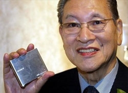 Ex-Sony chief, 'father of the CD', dies